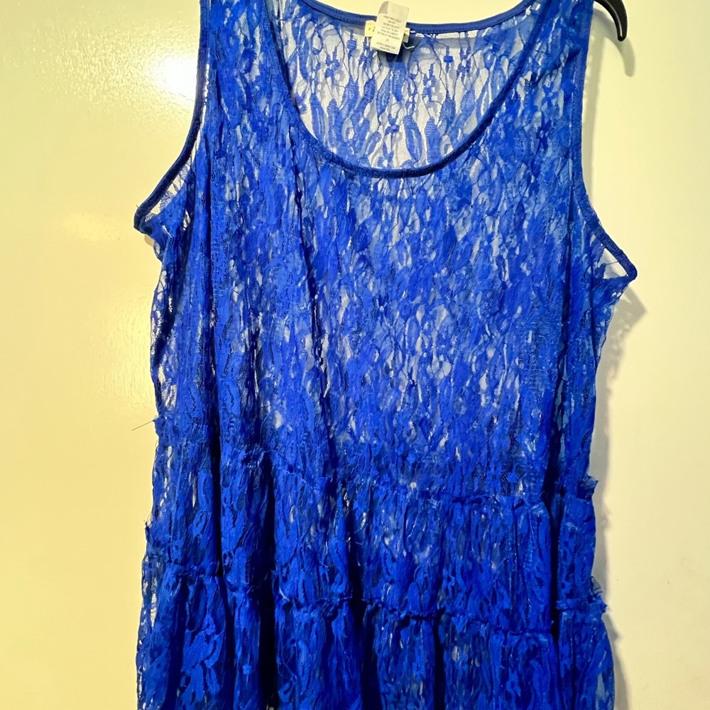 COPY - Black Lily Star Top